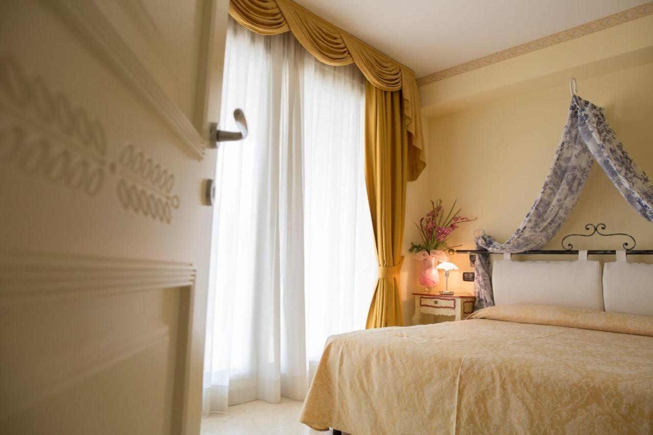 Appartamento Du Lac 1 Desenzano del Garda Eksteriør bilde