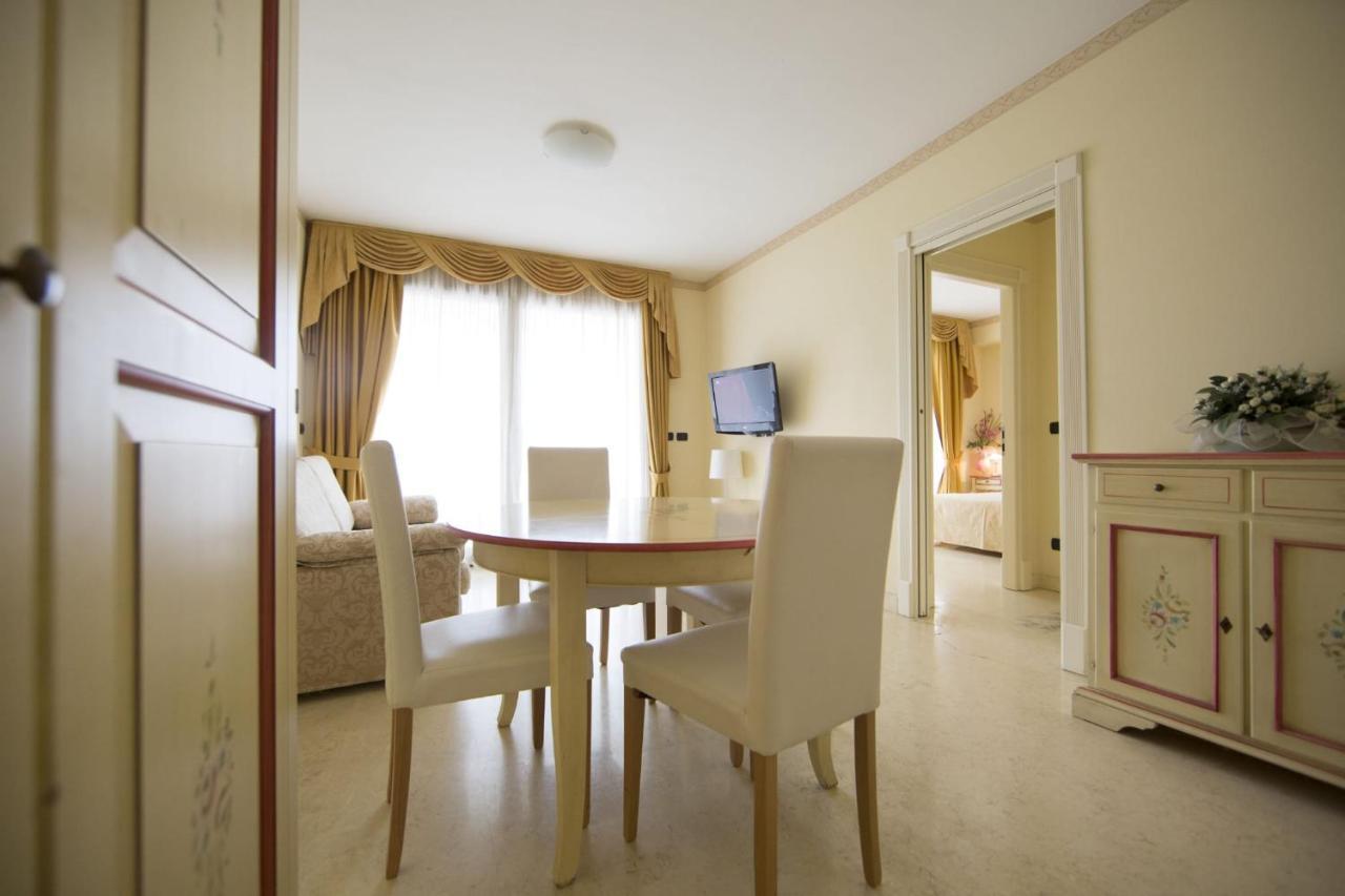 Appartamento Du Lac 1 Desenzano del Garda Eksteriør bilde