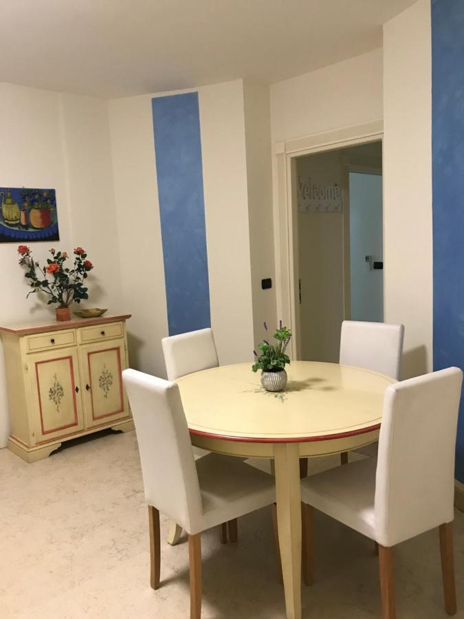 Appartamento Du Lac 1 Desenzano del Garda Eksteriør bilde